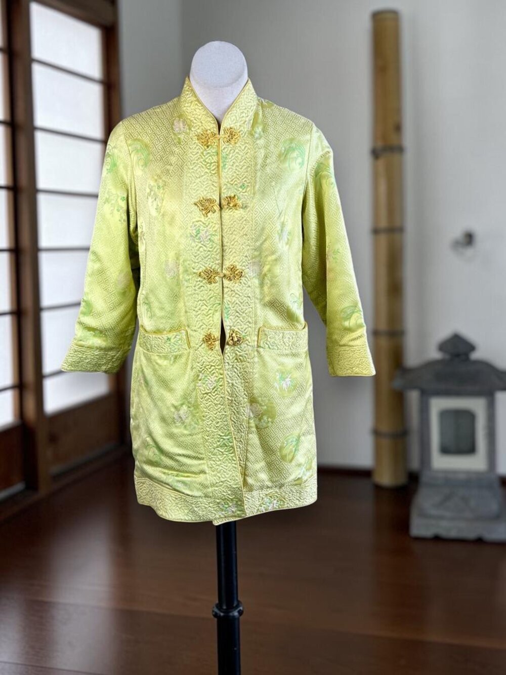 Vintage Chinese Lemon Yellow Mandarin Quilted Brocade Frog Closure Jacket
